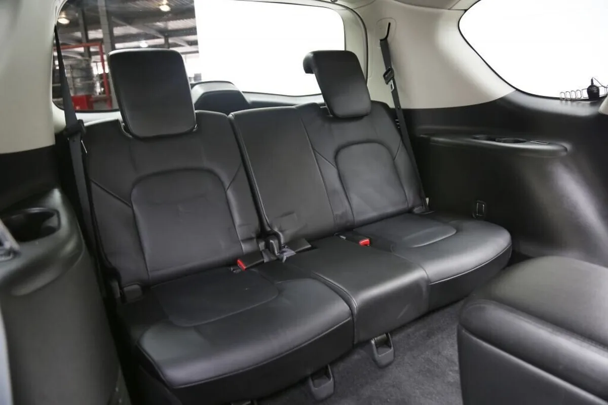 Infiniti QX56