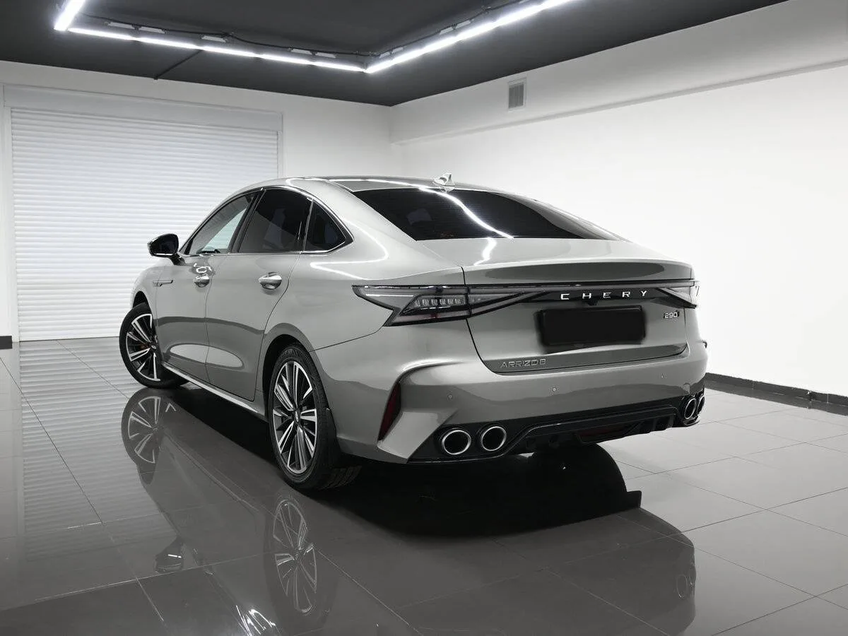 Chery Arrizo 8
