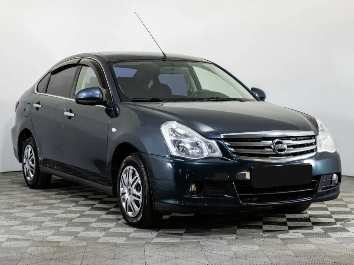 Nissan Almera