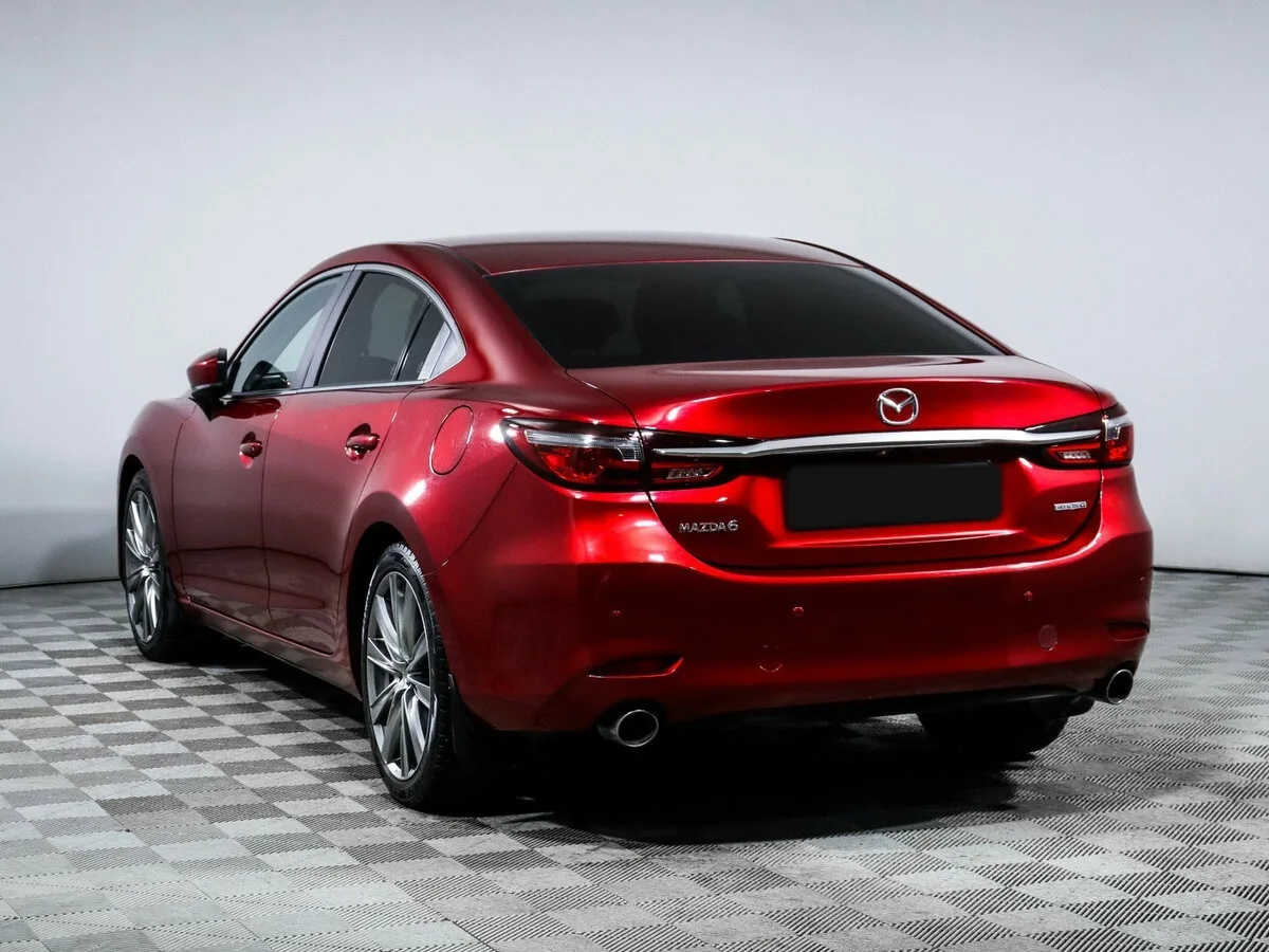 Mazda 6