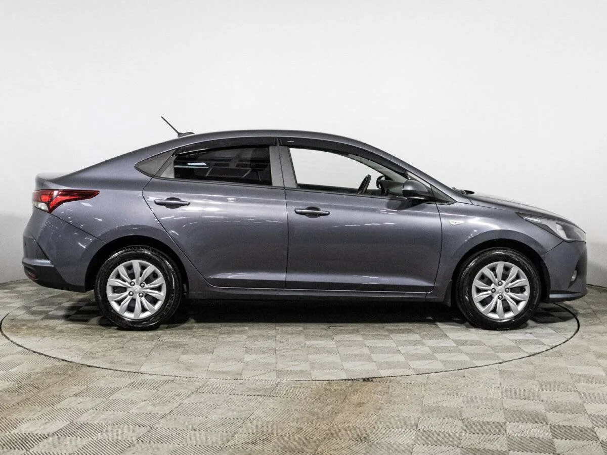 Hyundai Solaris