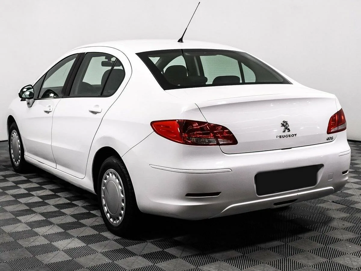 Peugeot 408