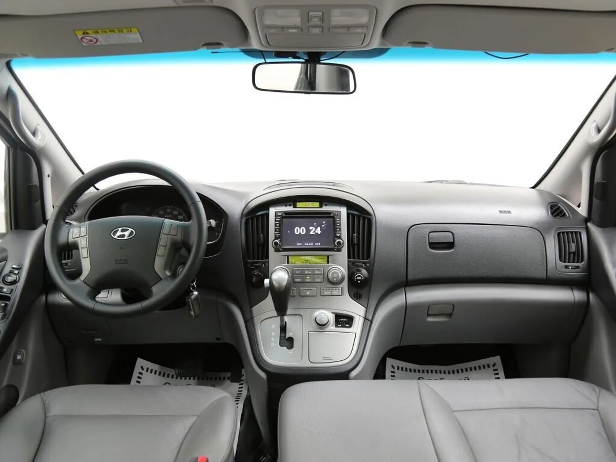 Hyundai Grand Starex