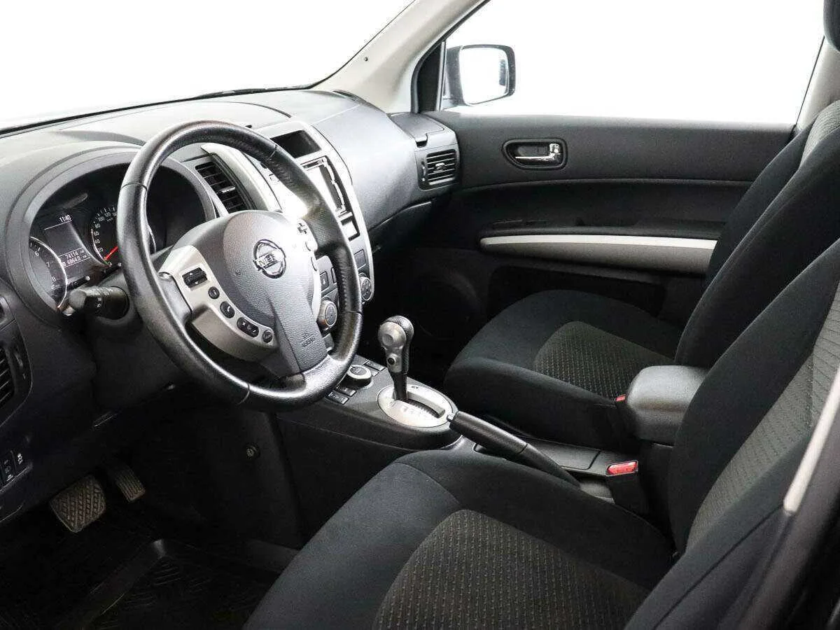 Nissan X Trail