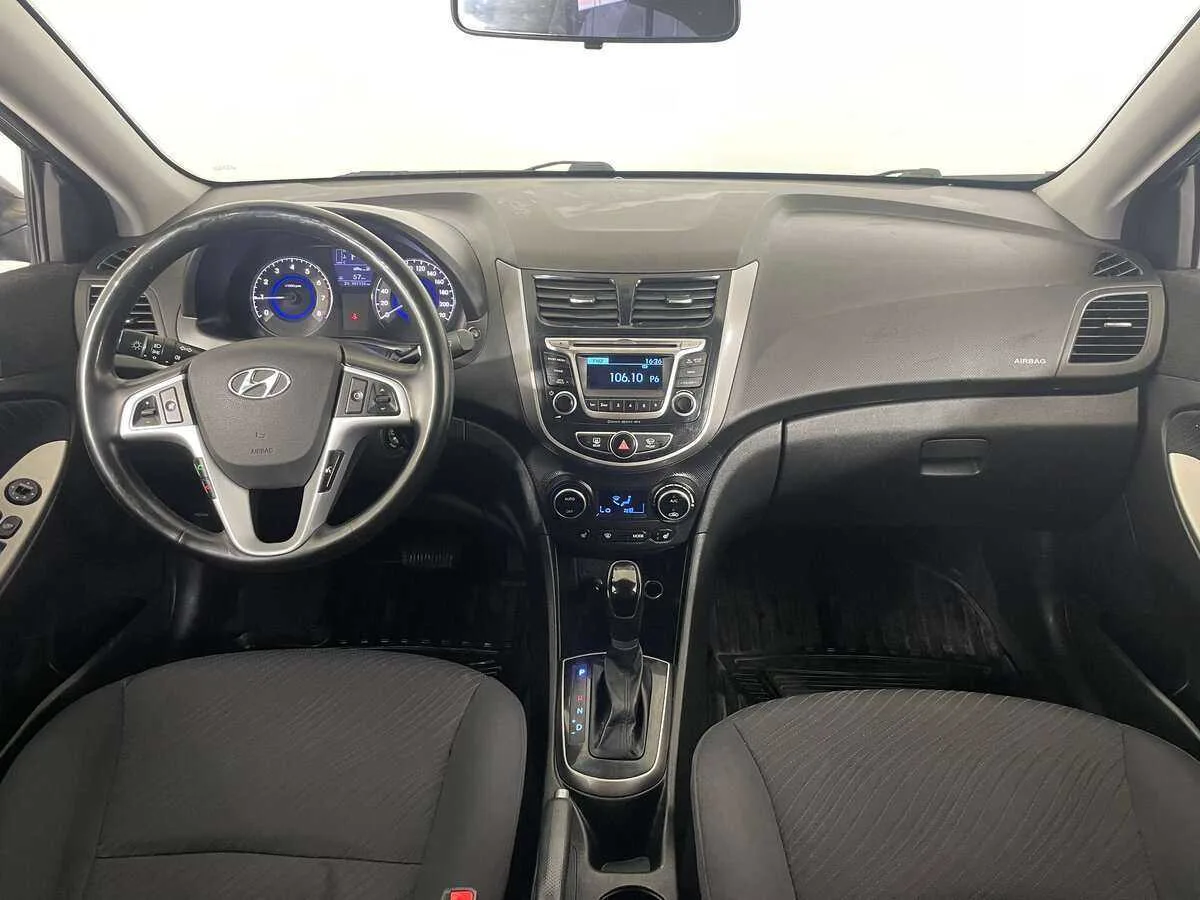 Hyundai Solaris