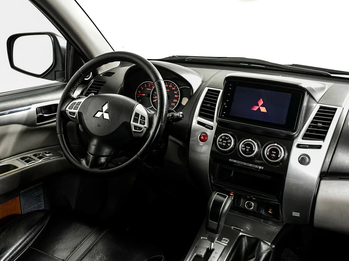 Mitsubishi Pajero Sport