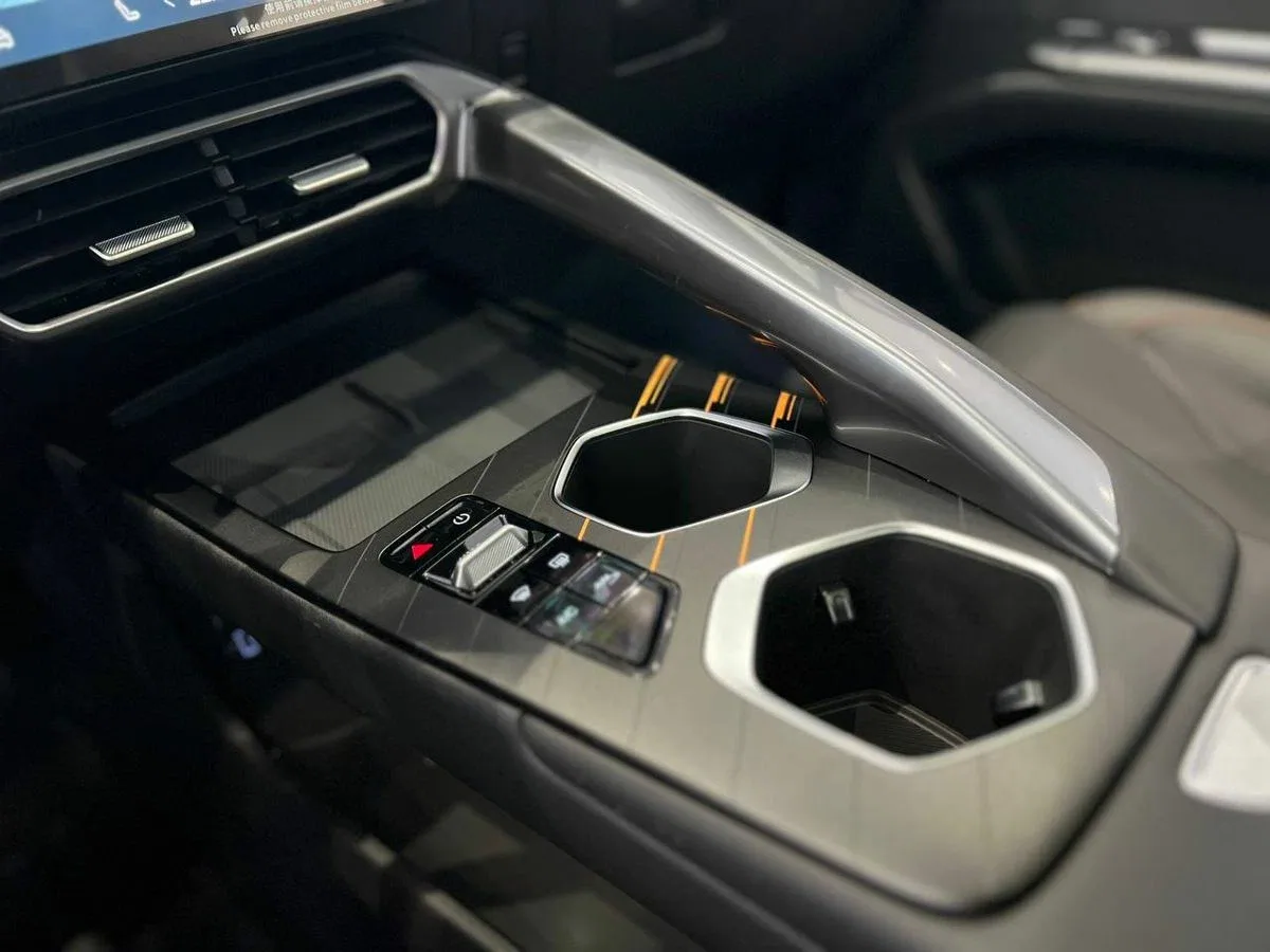 Omoda C5