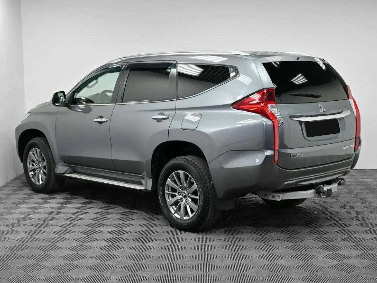 Mitsubishi Pajero Sport