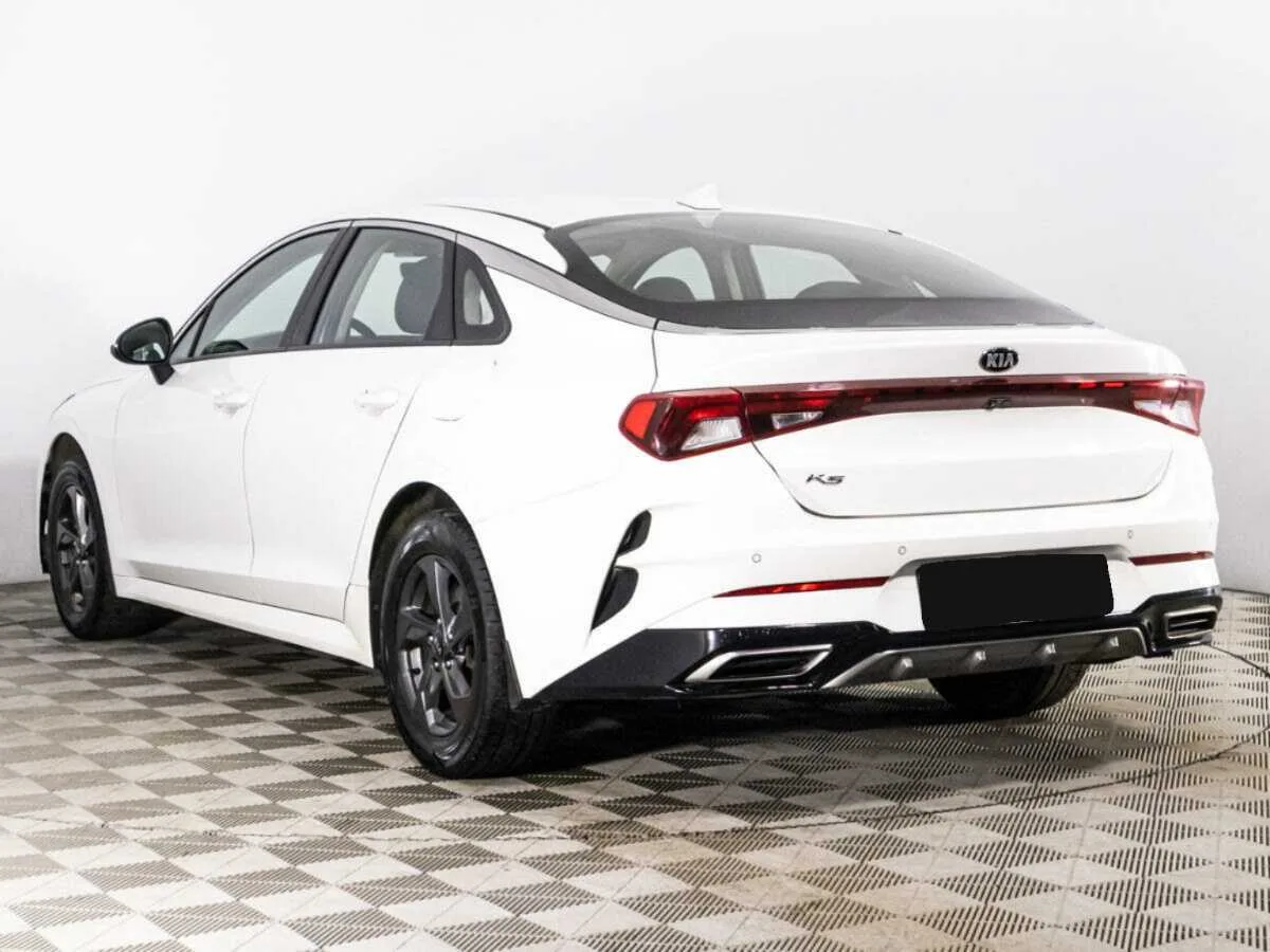 Kia K5