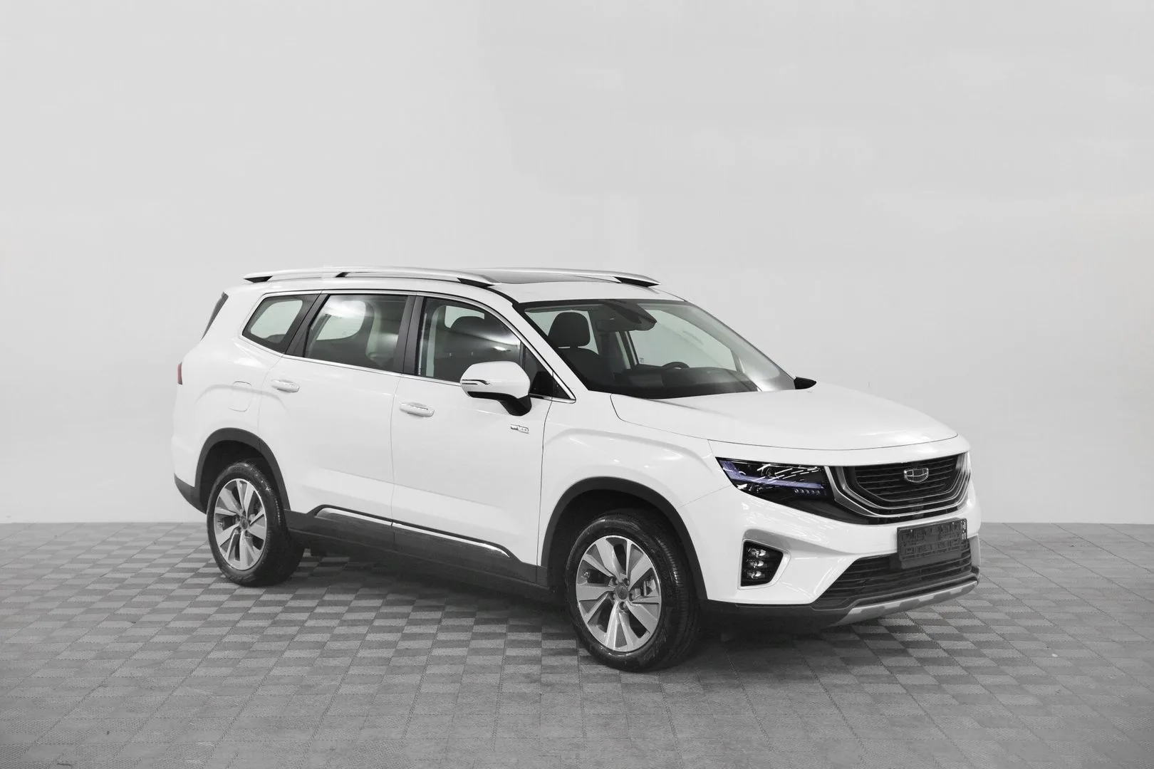 Geely Okavango