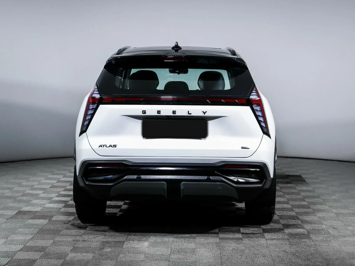 Geely Atlas