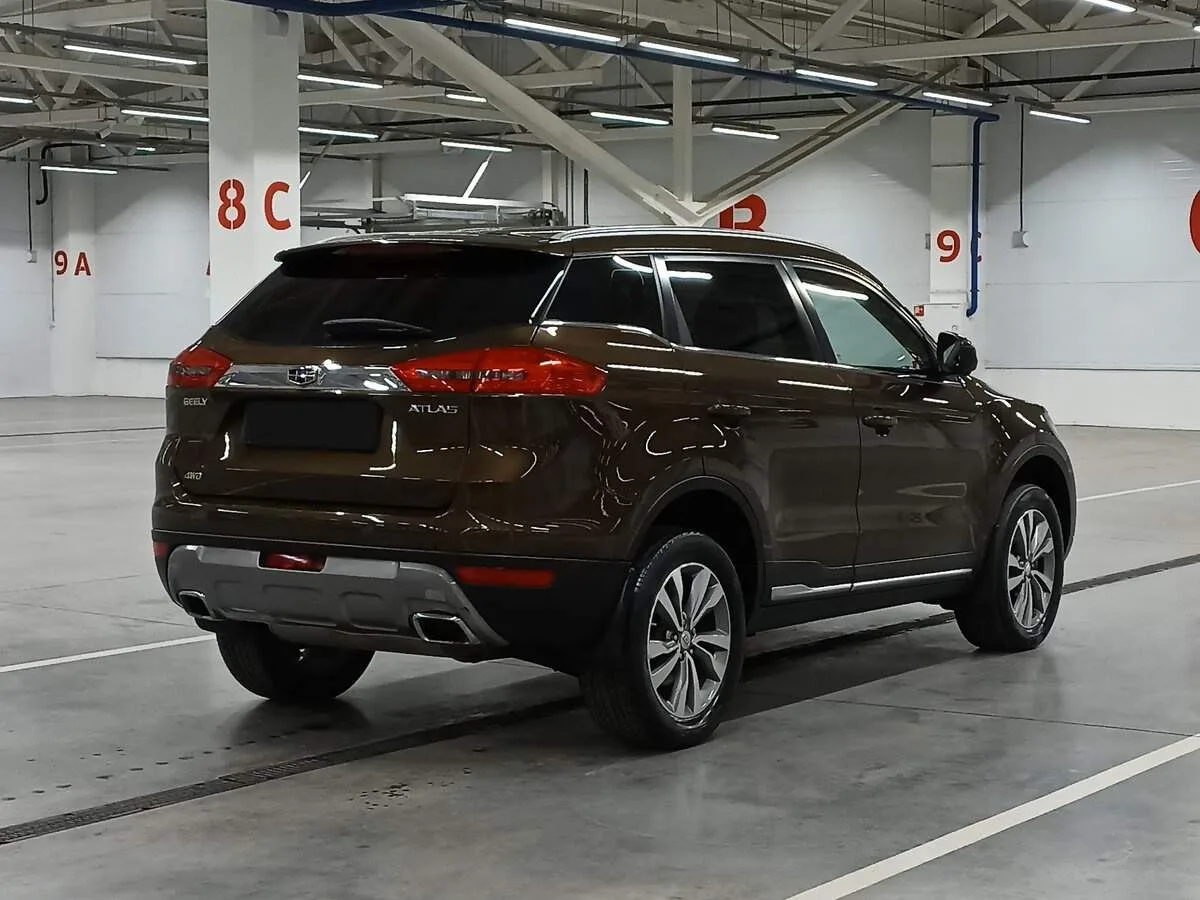 Geely Atlas