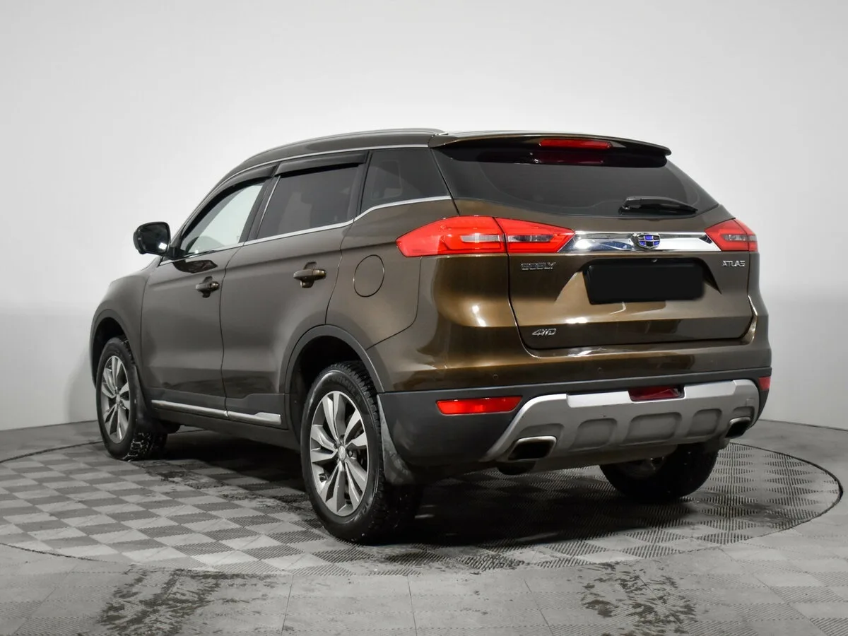 Geely Atlas
