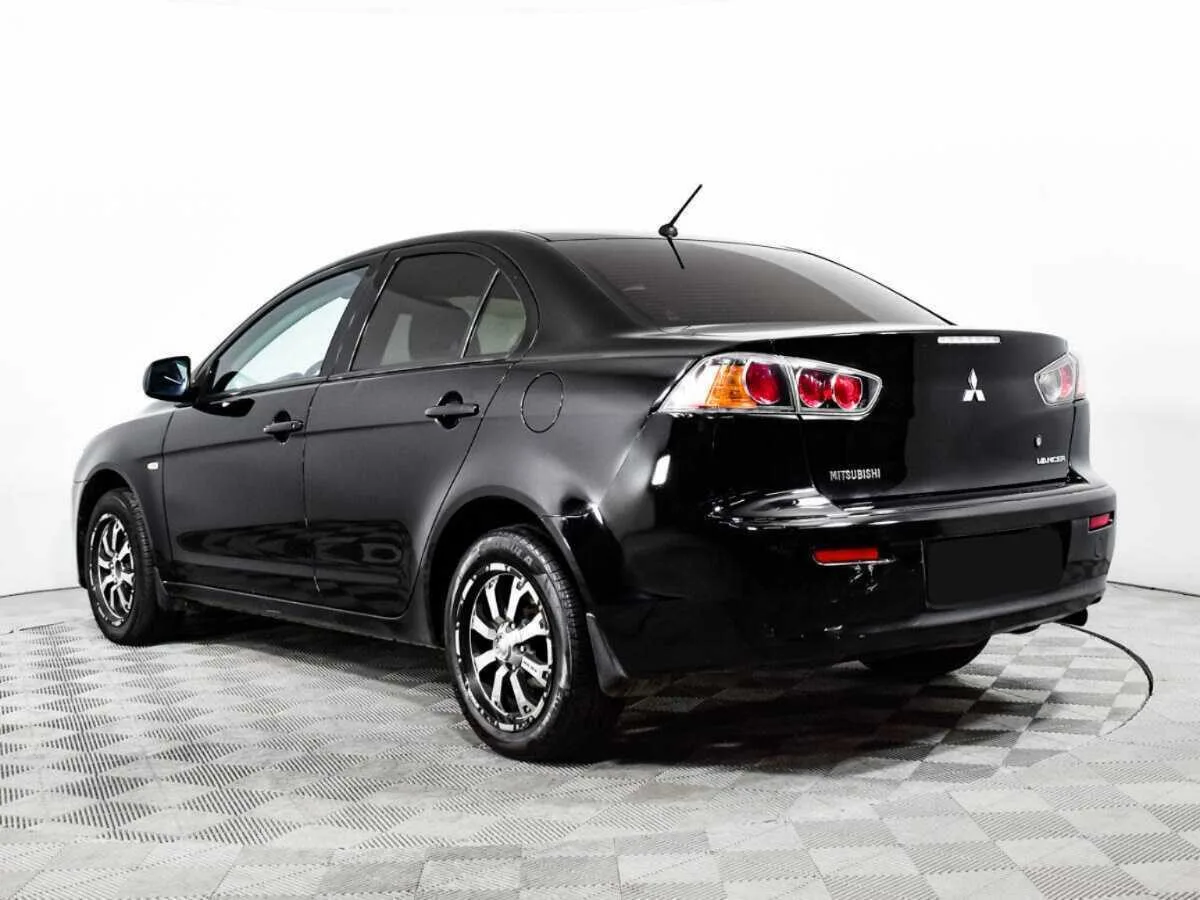 Mitsubishi Lancer