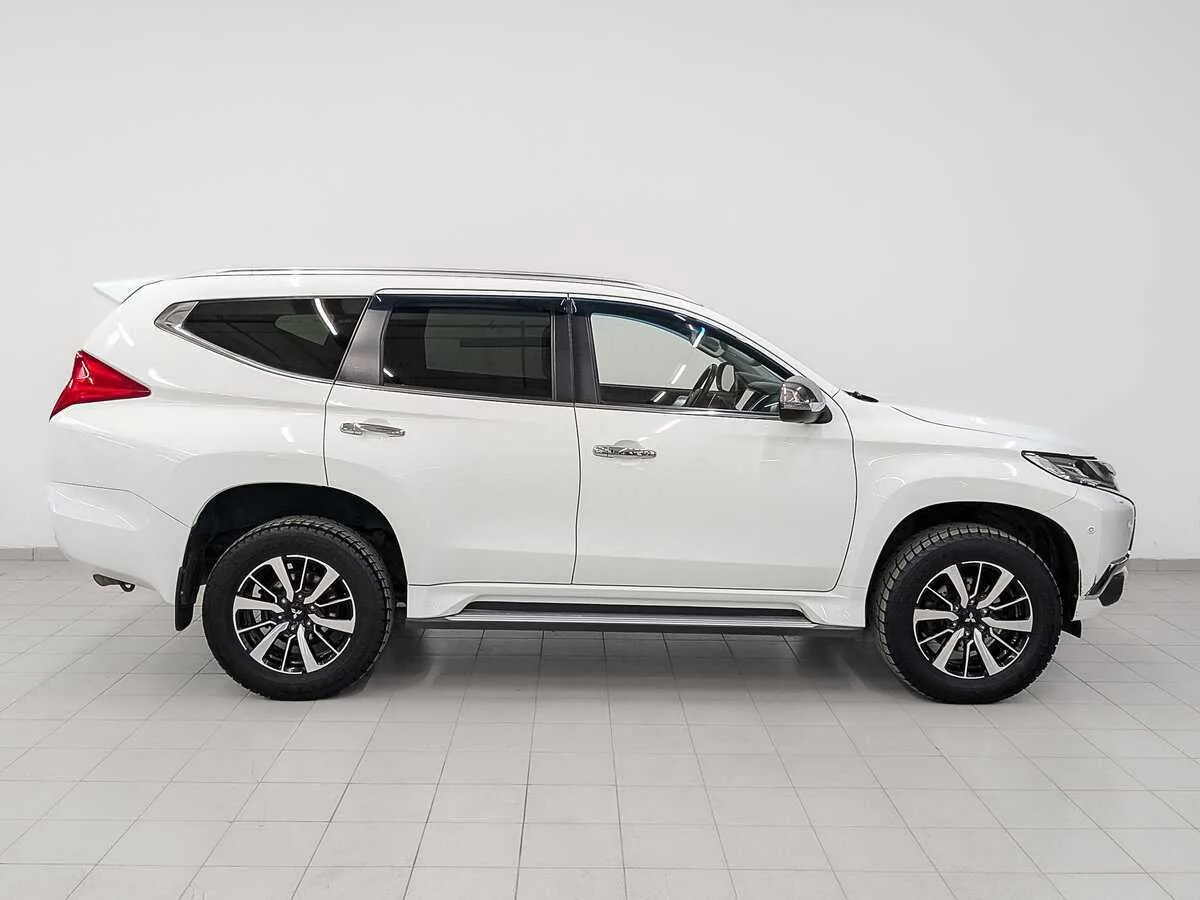 Mitsubishi Pajero Sport