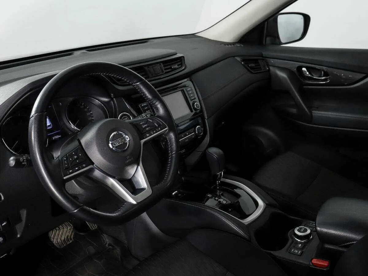 Nissan X Trail