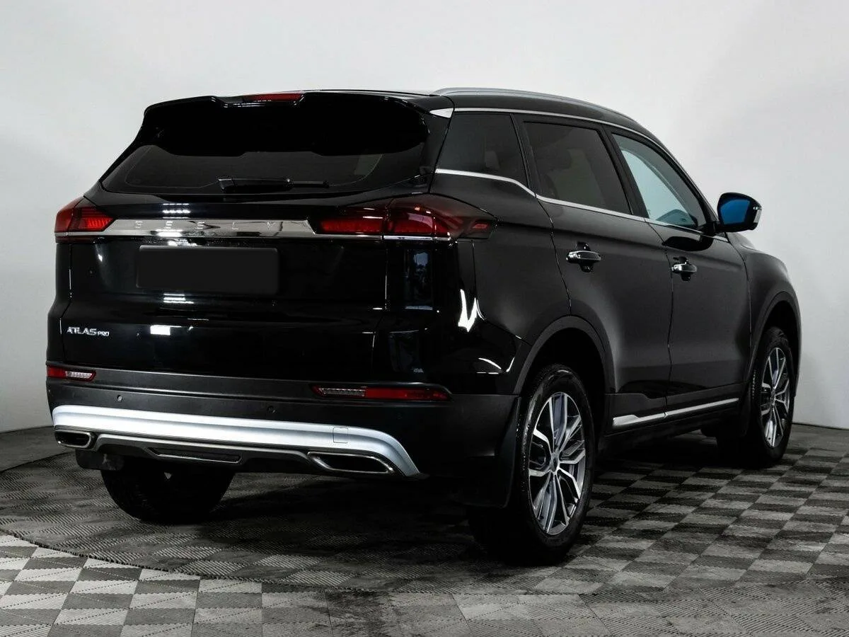 Geely Atlas Pro