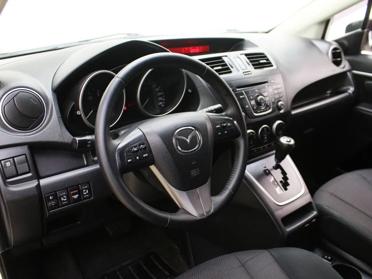 Mazda 5