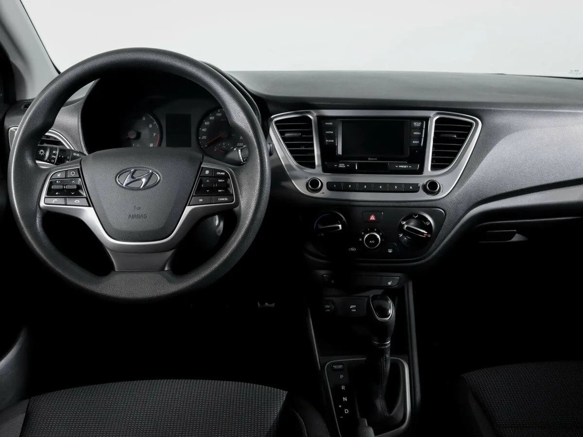 Hyundai Solaris