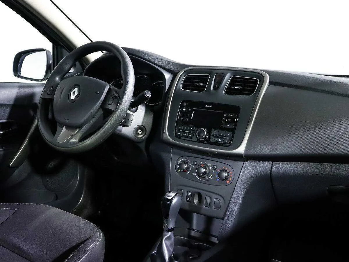 Renault Logan