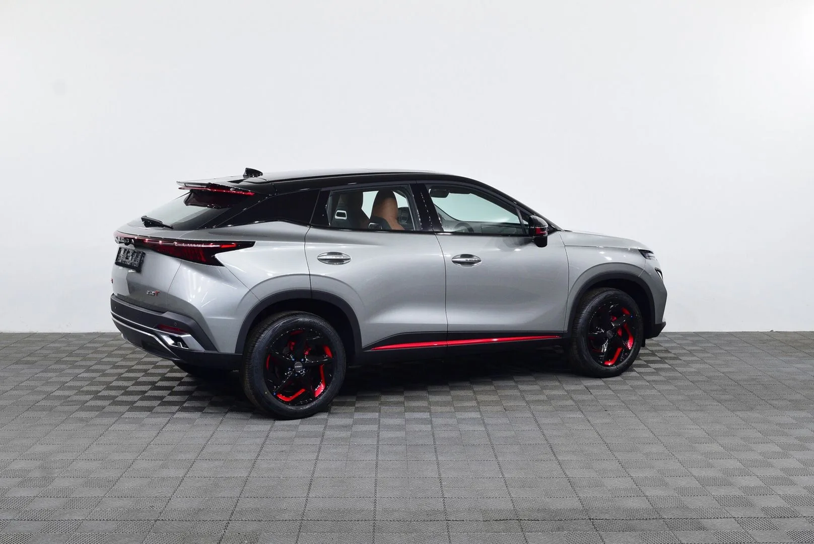 Omoda C5