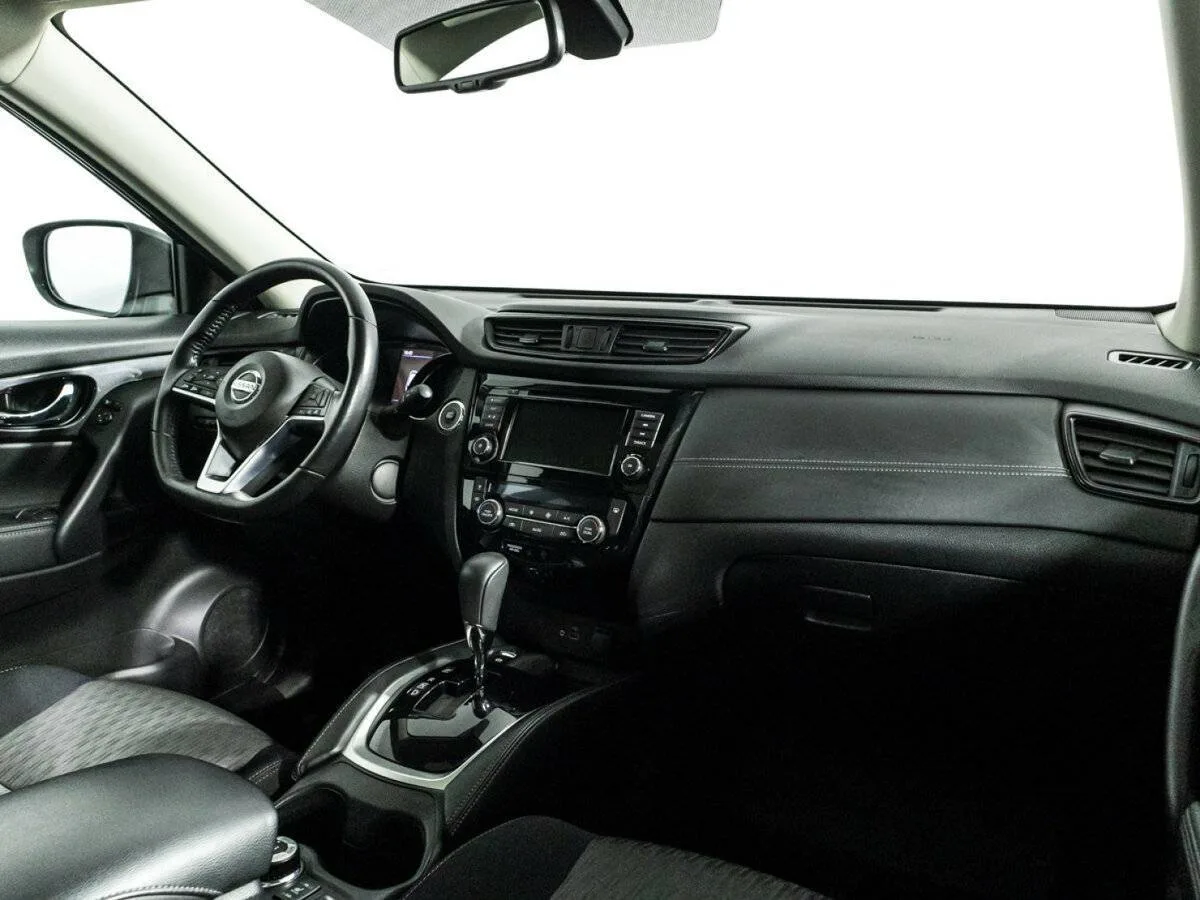 Nissan X Trail