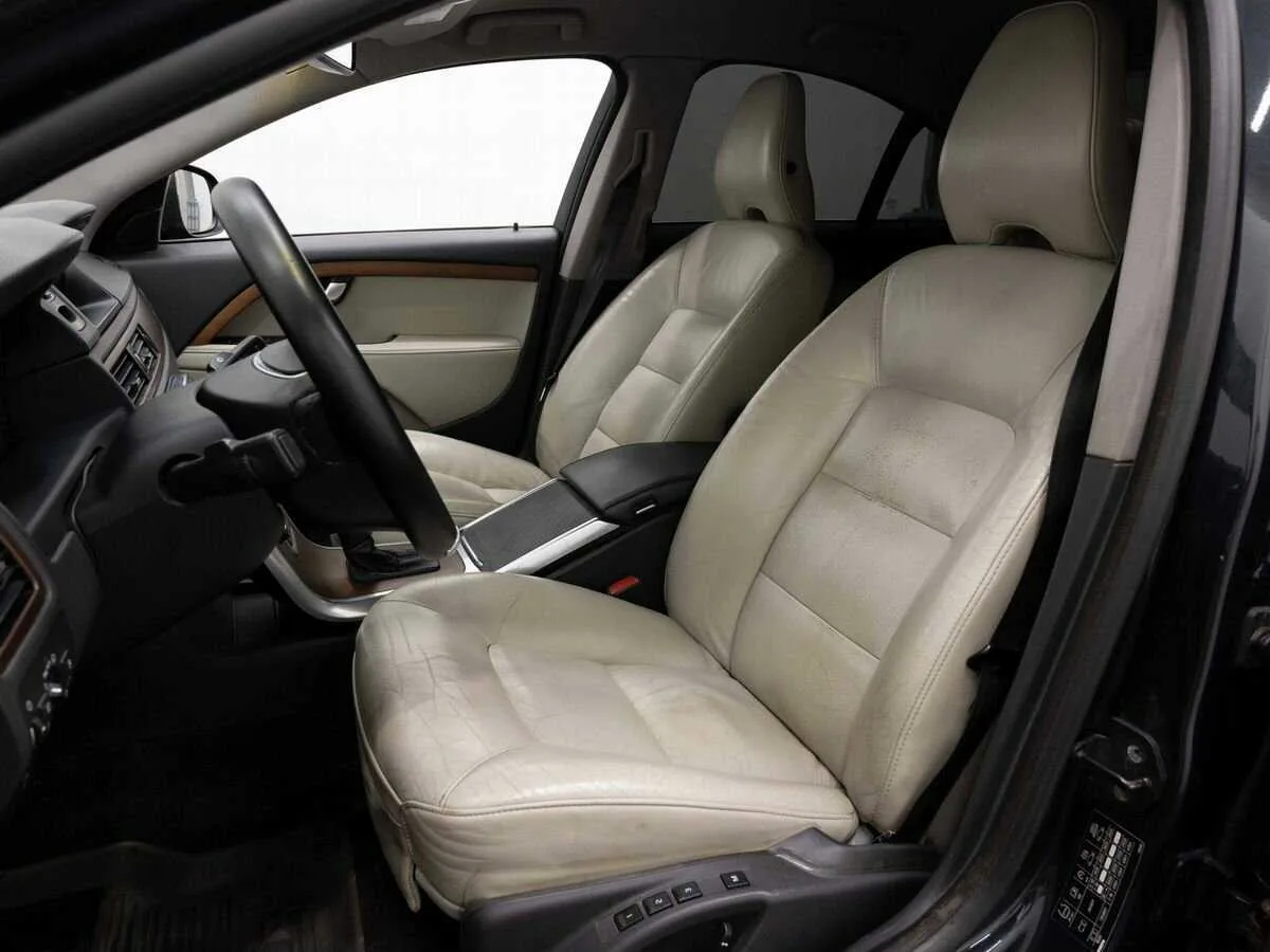 Volvo S80