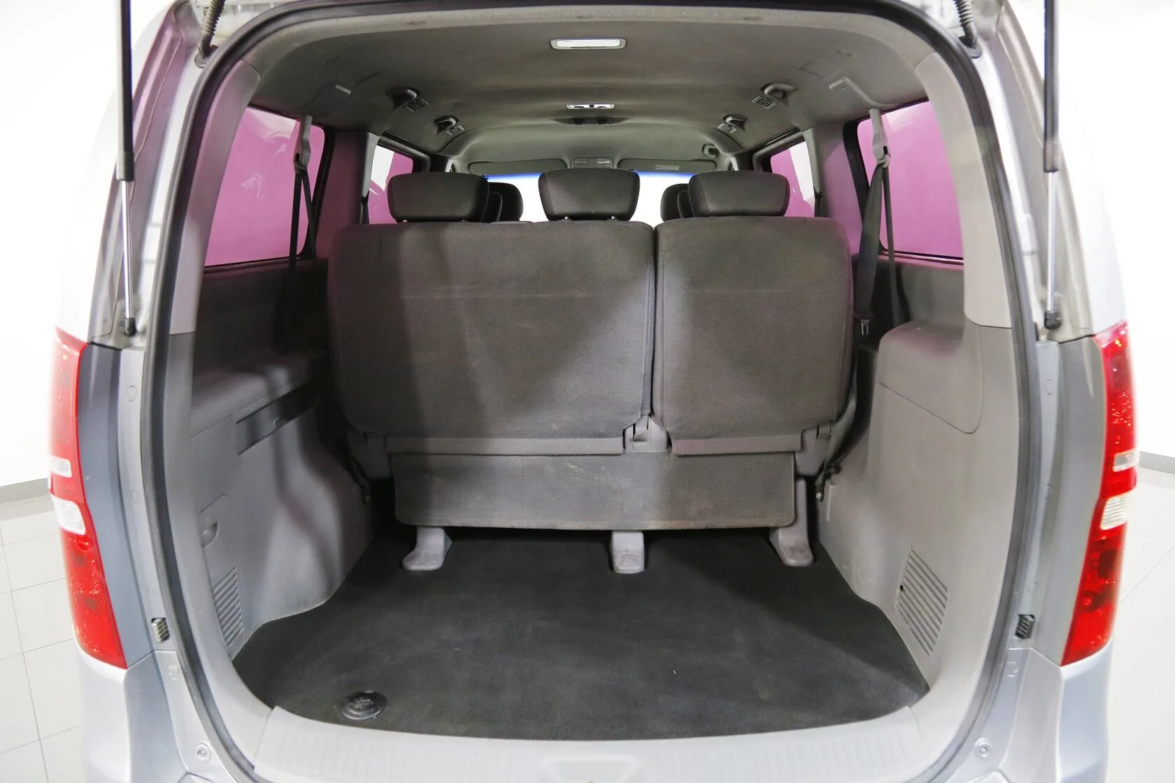 Hyundai H-1