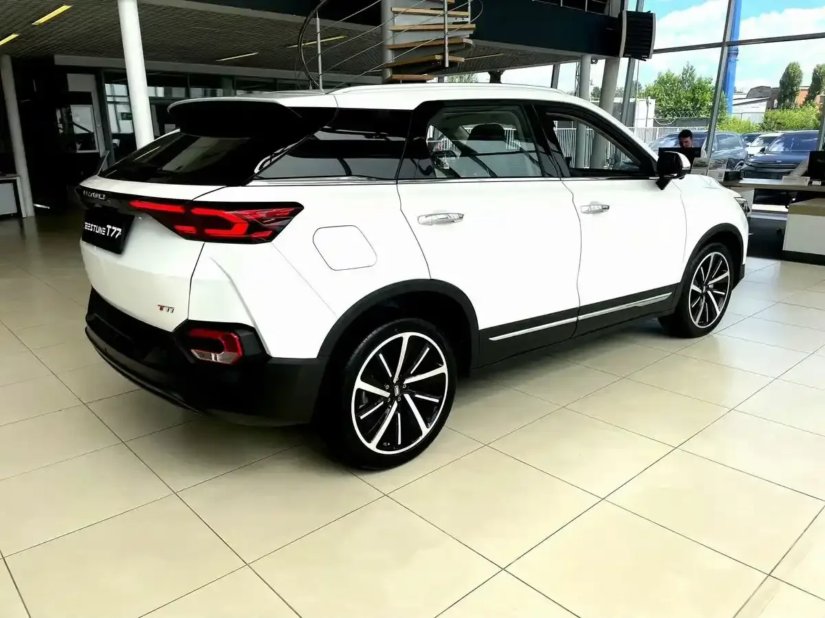 FAW Bestune T77