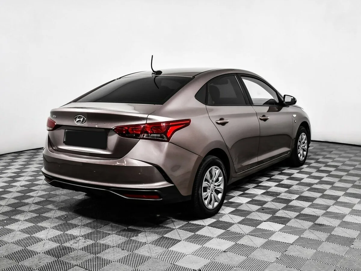 Hyundai Solaris