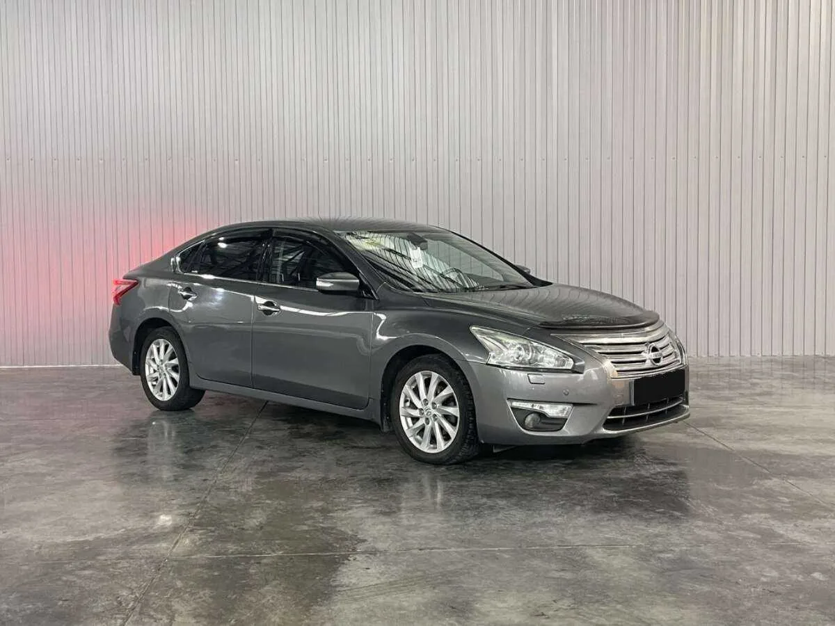 Nissan Teana