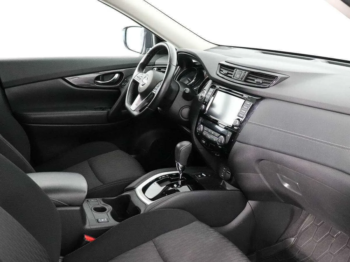 Nissan X Trail