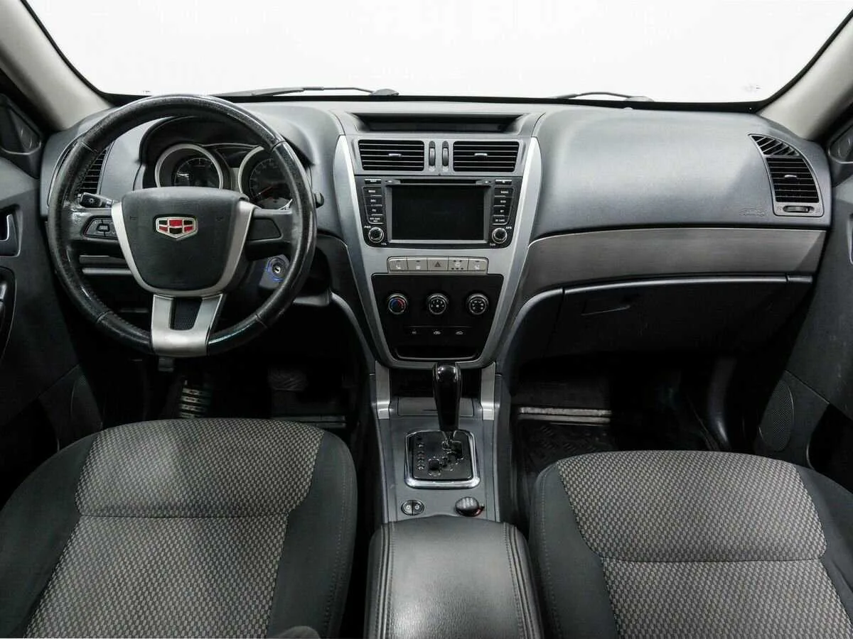 Geely Emgrand X7