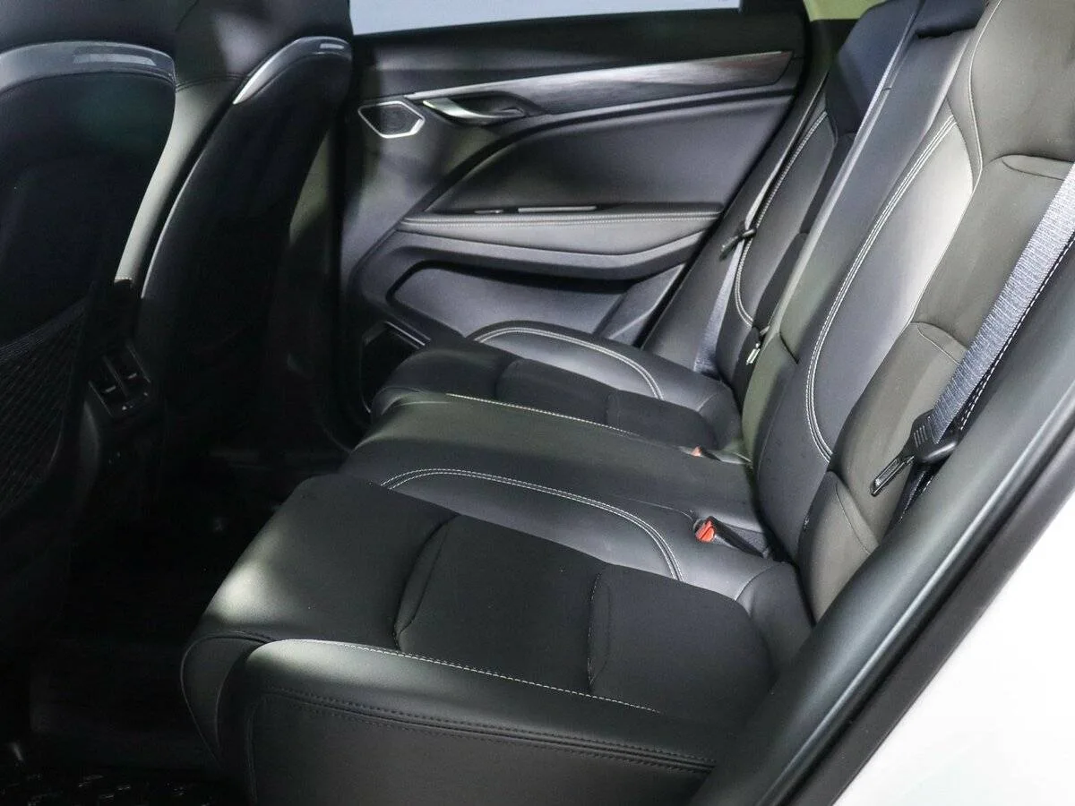 Geely Tugella