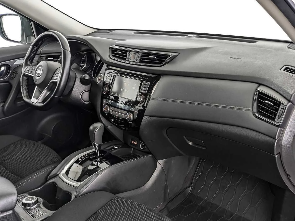 Nissan X Trail