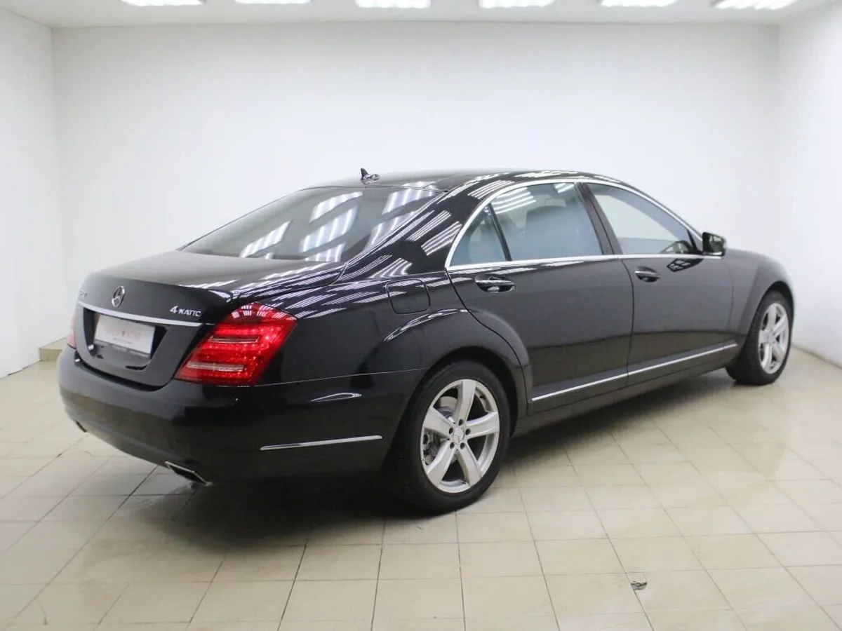 Mercedes-Benz S-Класс