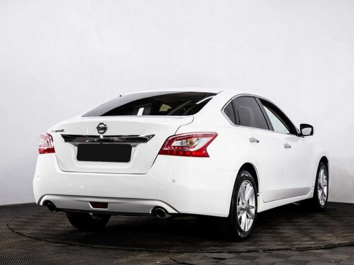Nissan Teana