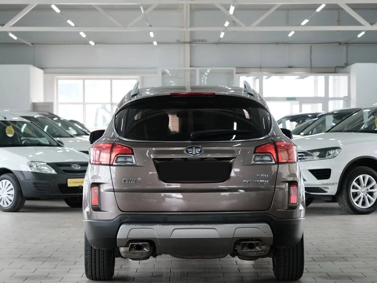 FAW Besturn X80
