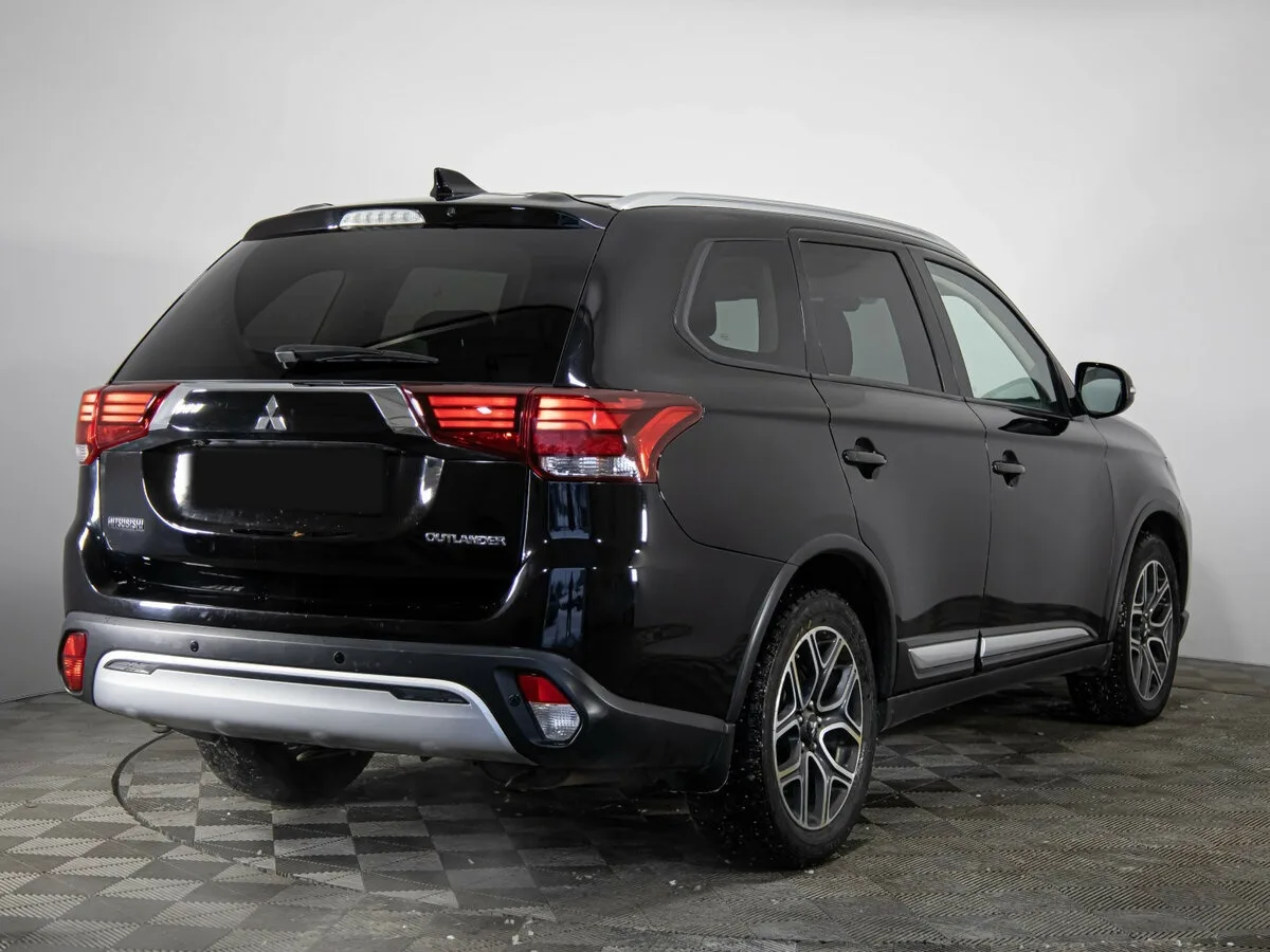 Mitsubishi Outlander