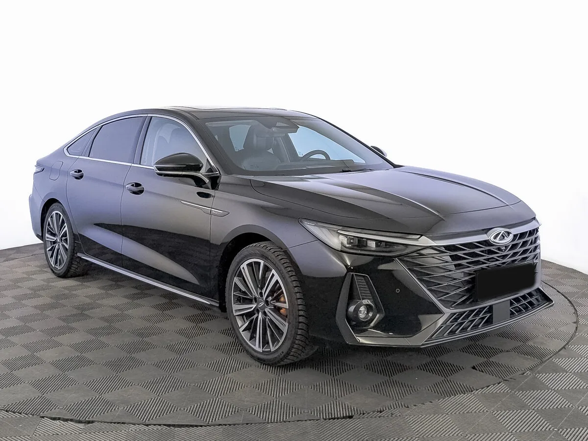 Chery Arrizo 8