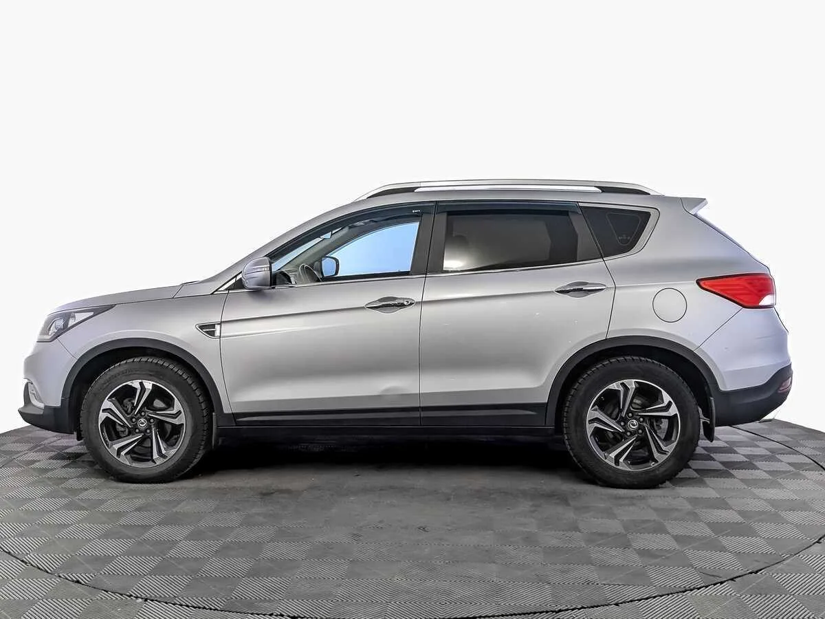 Dongfeng AX7