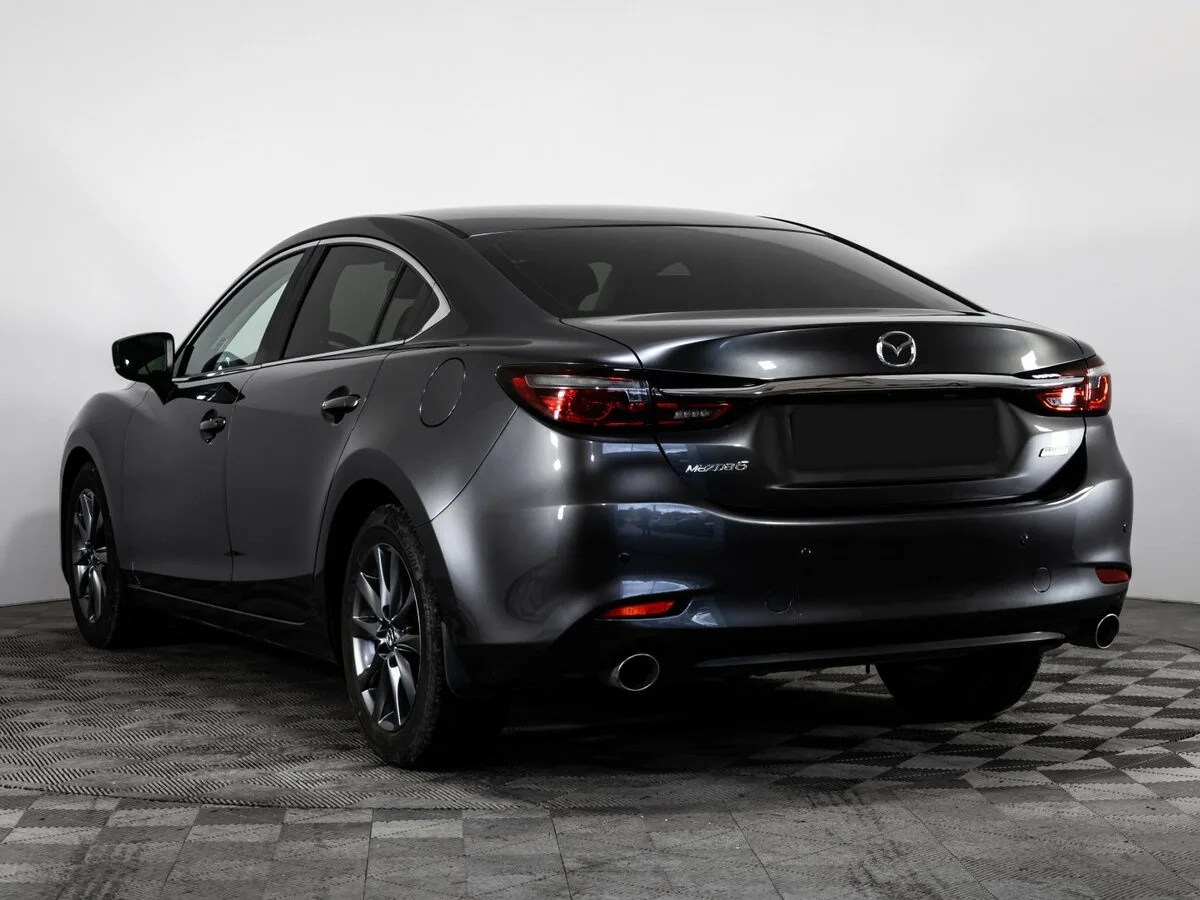 Mazda 6