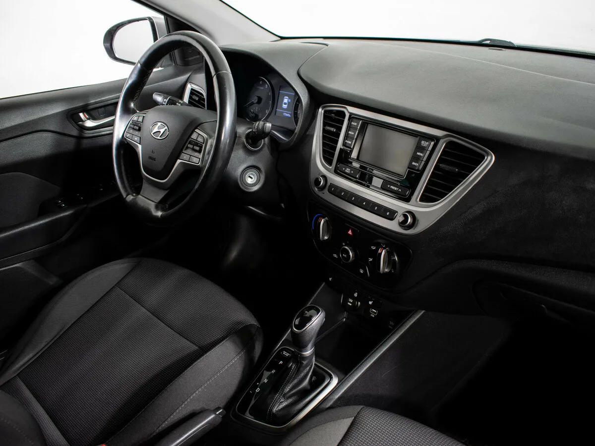 Hyundai Solaris