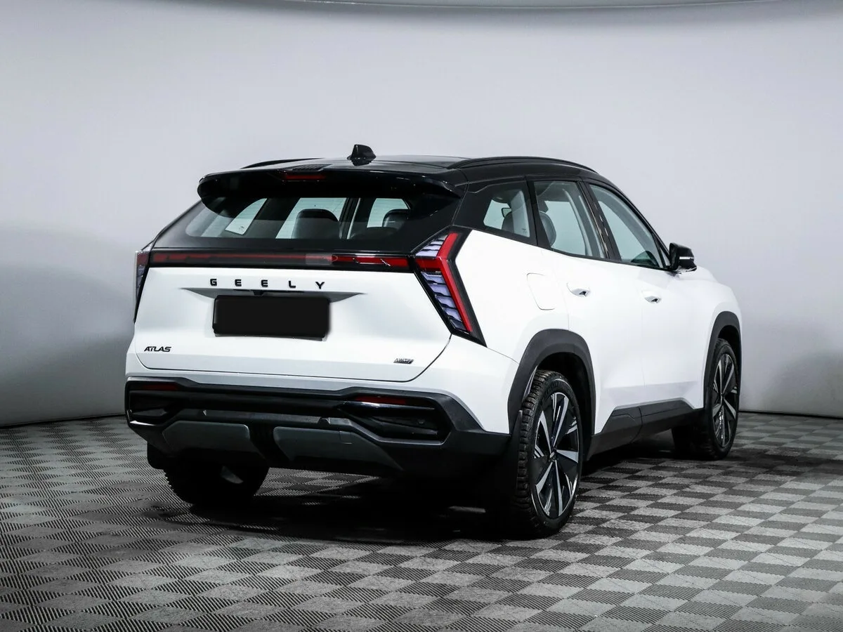 Geely Atlas