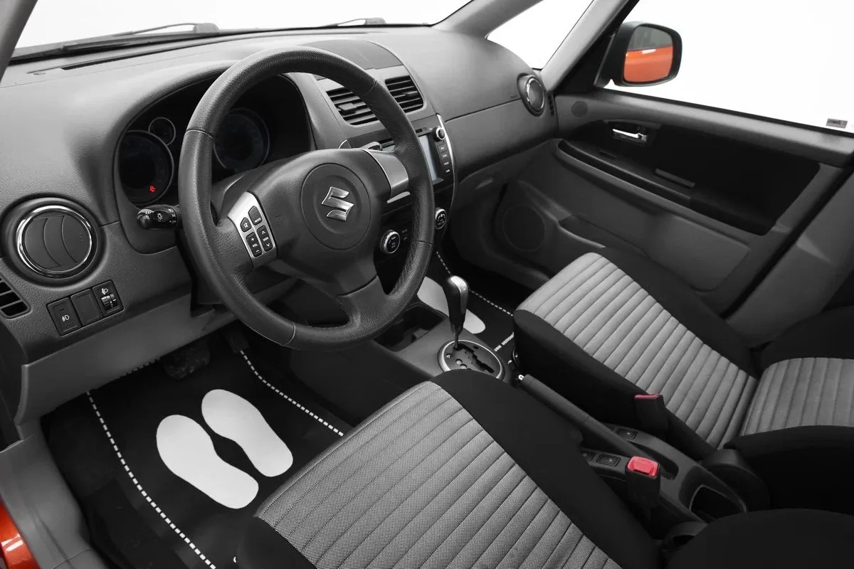 Suzuki SX4