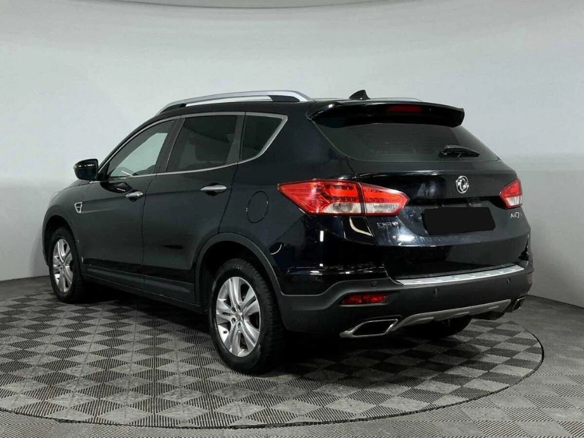 Dongfeng AX7