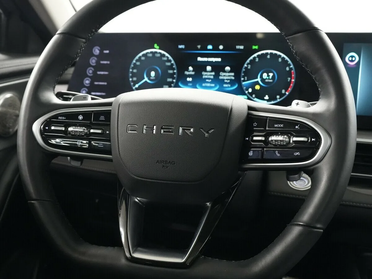 Chery Arrizo 8