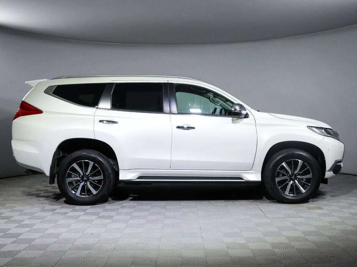 Mitsubishi Pajero Sport