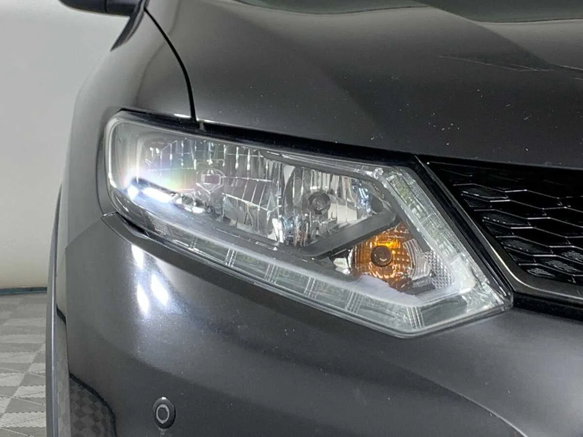 Nissan X Trail