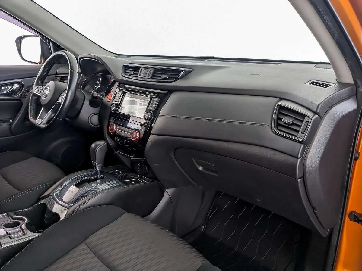 Nissan X Trail